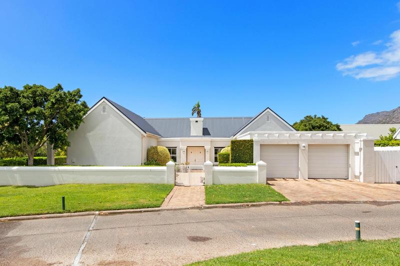 4 Bedroom Property for Sale in Steenberg Estate Western Cape